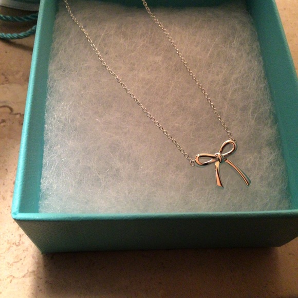 Tiffany & Co. Jewelry - Tiffany sterling silver 16 in bow necklace